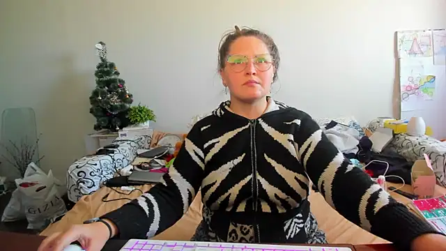 Snapshot of IamYourNarcotic chatting on 02.02.26 IamYourNarcotic online show from 02.02.26