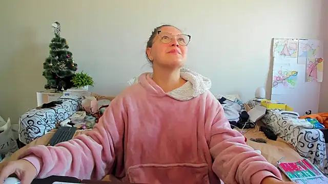 Snapshot of IamYourNarcotic chatting on 02.04.26 IamYourNarcotic online show from 02.04.26