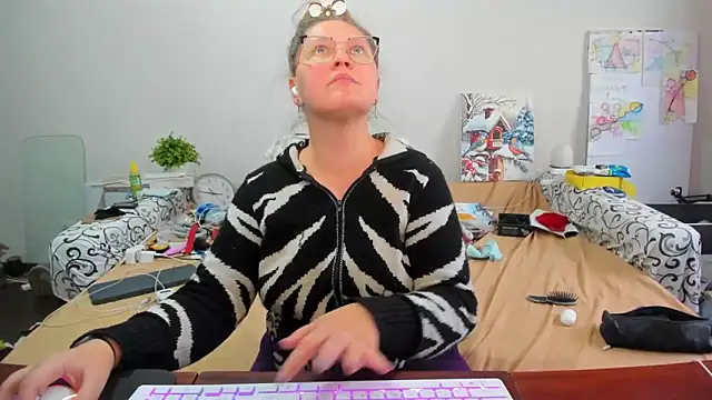 Snapshot of IamYourNarcotic chatting on 02.14.26 IamYourNarcotic online show from 02.14.26