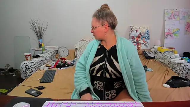 Snapshot of IamYourNarcotic chatting on 02.15.26 IamYourNarcotic online show from 02.15.26