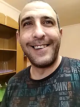 Snapshot of ZDRAVKICH chatting on 04.02.26 ZDRAVKICH online show from 04.02.26