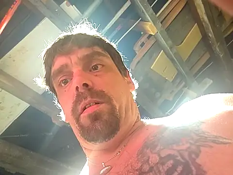 Snapshot of canadacockinme chatting on 10.10.25 canadacockinme online show from 10.10.25