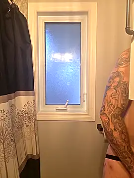 Snapshot of canadacockinme chatting on 11.05.25 canadacockinme online show from 11.05.25