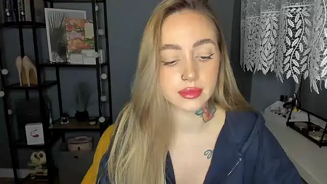 sexyCoralie online show from 12.10.24