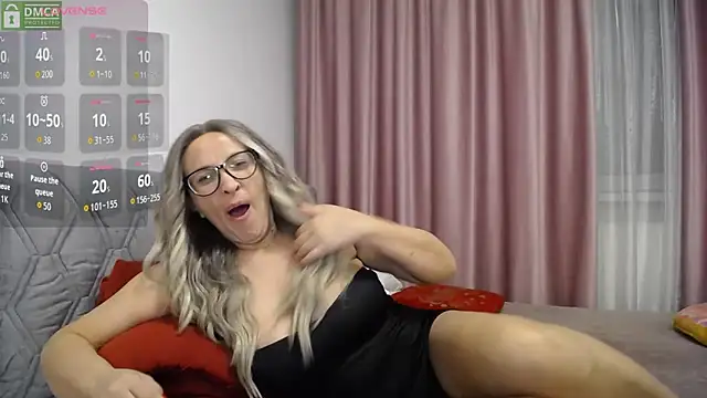 Snapshot of Aphrodite_S32 chatting on 09.27.25 Aphrodite S32 online show from 09.27.25