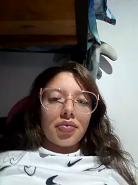 Snapshot of linda-schmidt chatting on 03.01.25 linda-schmidt online show from 03.01.25