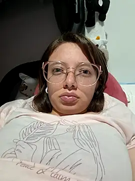 Snapshot of linda-schmidt chatting on 03.18.25 linda-schmidt online show from 03.18.25