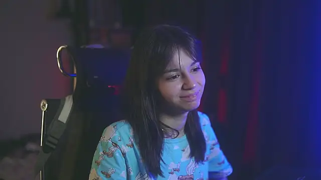 Snapshot of alyssa_sweet chatting on 11.07.25 alyssa sweet online show from 11.07.25