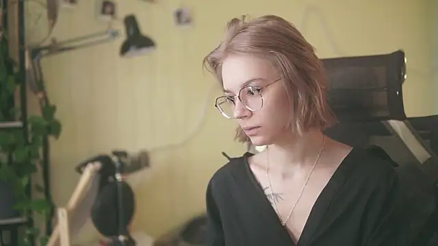 alyssa sweet online show from 06.02.26