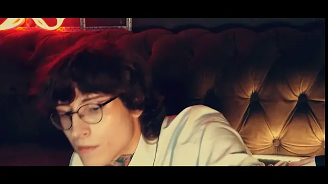 HotDogsStudio online show from 05.28.26