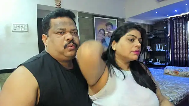 Snapshot of tarivishu23 chatting on 02.14.25 tarivishu23 online show from 02.14.25