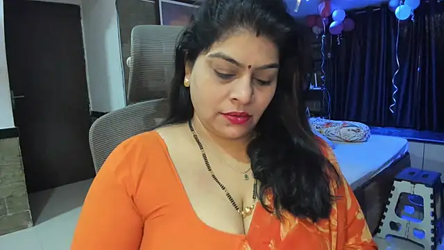 Snapshot of tarivishu23 chatting on 02.15.25 tarivishu23 online show from 02.15.25