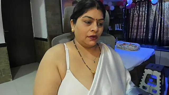 Snapshot of tarivishu23 chatting on 02.17.25 tarivishu23 online show from 02.17.25