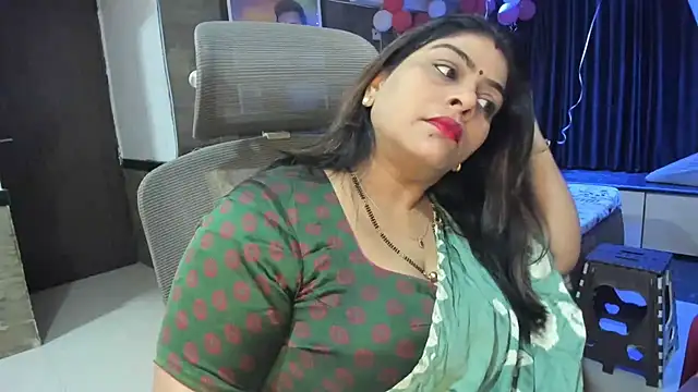 Snapshot of tarivishu23 chatting on 02.19.25 tarivishu23 online show from 02.19.25