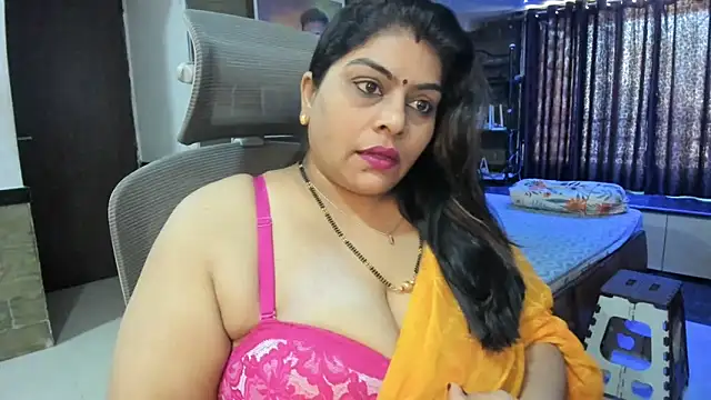 Snapshot of tarivishu23 chatting on 03.10.25 tarivishu23 online show from 03.10.25