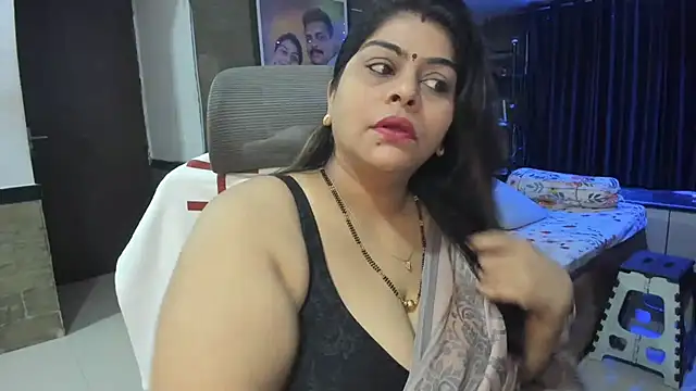 Snapshot of tarivishu23 chatting on 03.17.25 tarivishu23 online show from 03.17.25