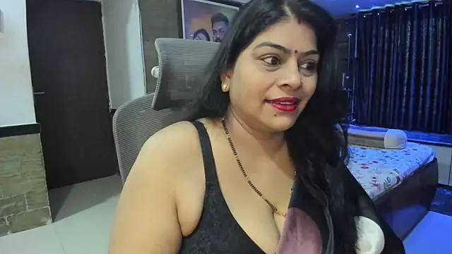 Snapshot of tarivishu23 chatting on 10.19.25 tarivishu23 online show from 10.19.25