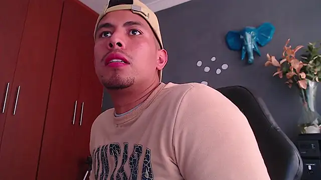 geirge teacherxx online show from 01.11.25