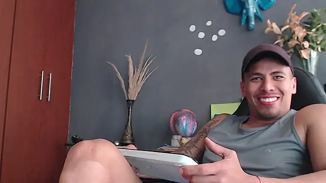 geirge teacherxx online show from 01.12.25