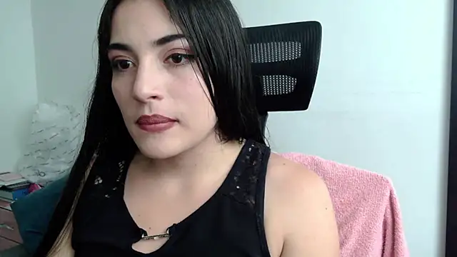 Honey Aynur20 online show from 12.28.24