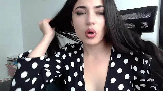 Honey Aynur20 online show from 01.05.25