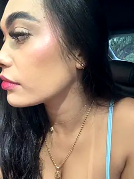 emma andrew1 online show from 11.24.25