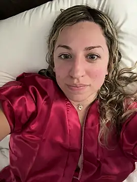 Snapshot of miamellycious chatting on 01.26.25 miamellycious online show from 01.26.25