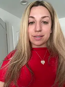 Snapshot of miamellycious chatting on 01.26.25 miamellycious online show from 01.26.25