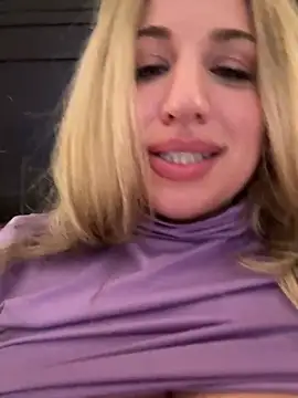 Snapshot of miamellycious chatting on 01.30.25 miamellycious online show from 01.30.25