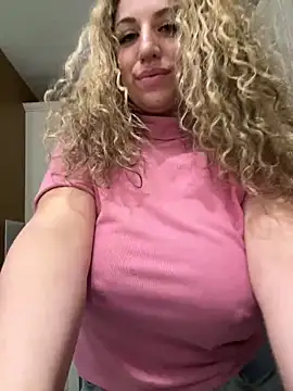 Snapshot of miamellycious chatting on 02.17.25 miamellycious online show from 02.17.25