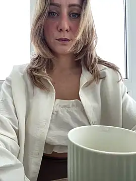 Snapshot of Puzdosia chatting on 10.11.25 Puzdosia online show from 10.11.25