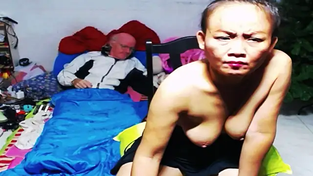 1CuteAndSexy69 online show from 01.02.25