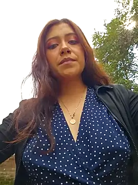 Snapshot of DORYY chatting on 10.04.25 DORYY online show from 10.04.25