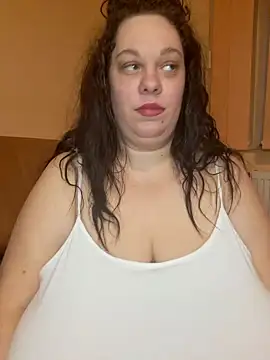 Snapshot of SenzualHotM chatting on 01.28.25 SenzualHotM online show from 01.28.25