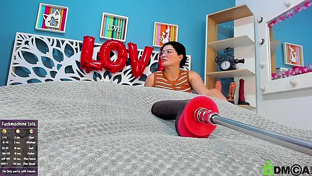 Snapshot of valerie_lya chatting on 03.08.25 valerie lya online show from 03.08.25