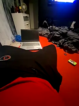 Snapshot of borooooo5 chatting on 11.10.25 borooooo5 online show from 11.10.25