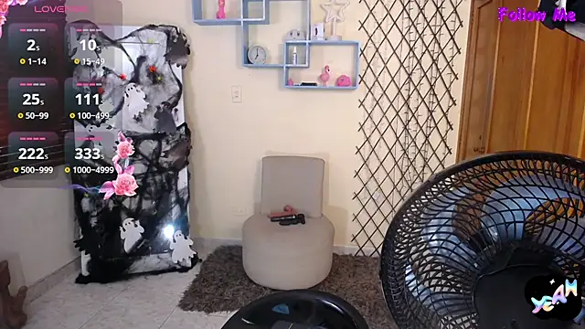 NicoleSantana online show from 10.21.25