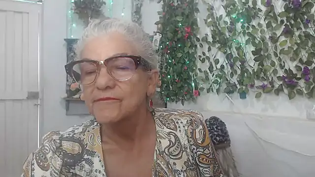 FunnyGrandma online show from 12.07.24