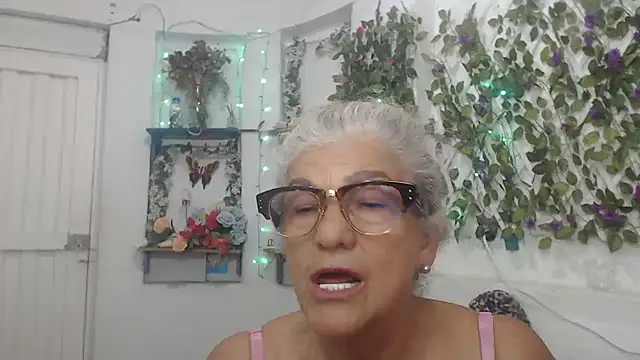 FunnyGrandma online show from 12.13.24