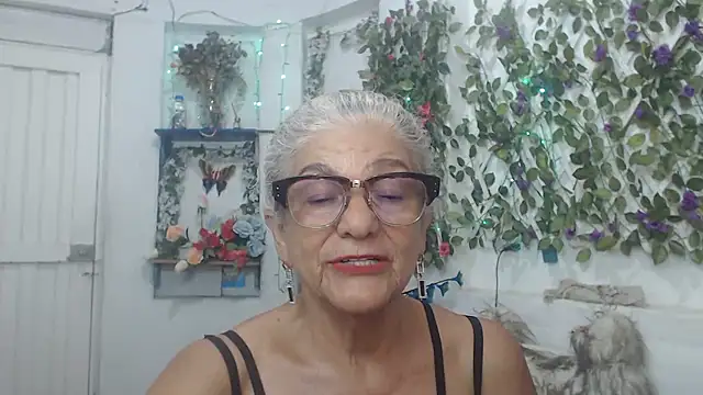 FunnyGrandma online show from 12.22.24