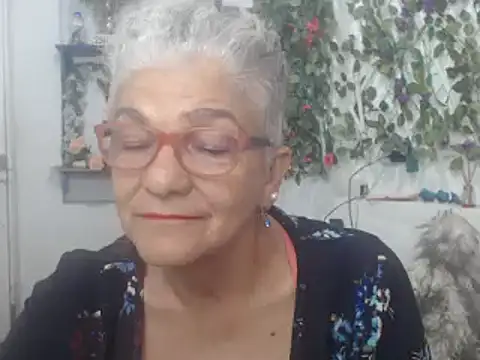 FunnyGrandma online show from 02.08.25
