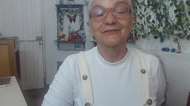 FunnyGrandma online show from 02.13.25