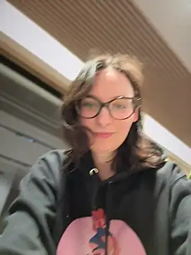 The Snowwhitee online show from 03.29.26