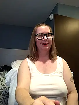 Snapshot of SweetandNaughty1 chatting on 10.07.25 SweetandNaughty1 online show from 10.07.25