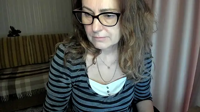 lauraoven online show from 01.17.26