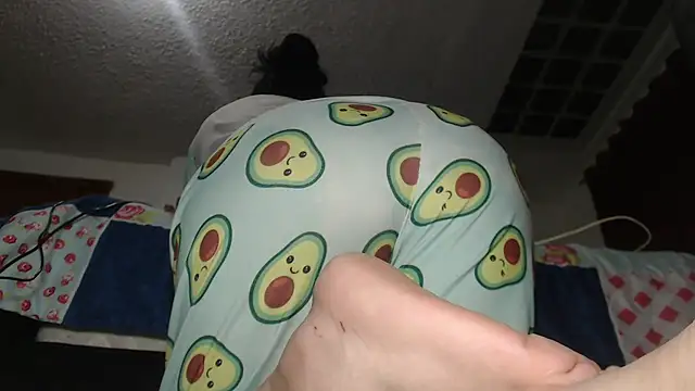 prettyangelsquirt online show from 12.19.24