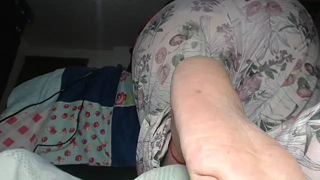 prettyangelsquirt online show from 01.19.25