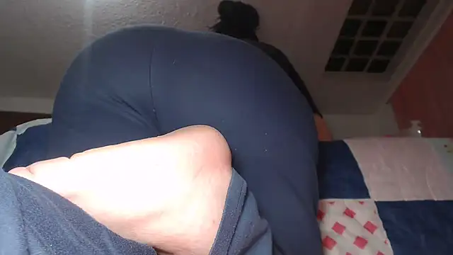 prettyangelsquirt online show from 01.28.25