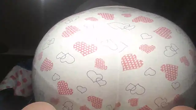 prettyangelsquirt online show from 09.18.25