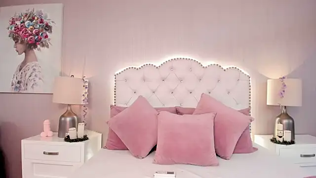 Sofiia W26 online show from 01.27.25